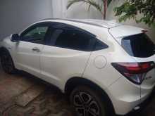 https://riyasewana.com/uploads/honda-vezel-2016-510595212914.jpg