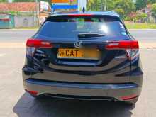 https://riyasewana.com/uploads/honda-vezel-2016-513543812622.jpg