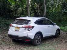 https://riyasewana.com/uploads/honda-vezel-2016-96270212502.jpg