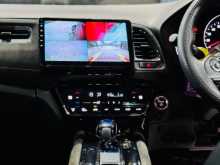 https://riyasewana.com/uploads/honda-vezel-2017-1016084812773.jpg