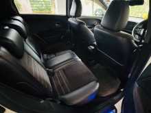 https://riyasewana.com/uploads/honda-vezel-2017-1710192212584.jpg