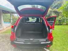 https://riyasewana.com/uploads/honda-vezel-2017-317012812753.jpg