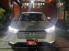 https://riyasewana.com/uploads/honda-vezel-2017332822112.jpg