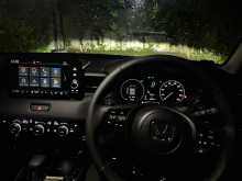 https://riyasewana.com/uploads/honda-vezel-2017332822483.jpg