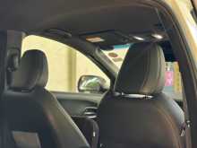 https://riyasewana.com/uploads/honda-vezel-2018-1514063112204.jpg
