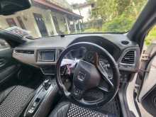 https://riyasewana.com/uploads/honda-vezel-2018-254144512284.jpg