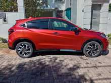 https://riyasewana.com/uploads/honda-vezel-2018-30250612473.jpg