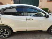 https://riyasewana.com/uploads/honda-vezel-2018-516091412921.jpg