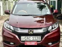 https://riyasewana.com/uploads/honda-vezel-2021035422272.jpg