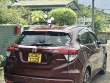 https://riyasewana.com/uploads/honda-vezel-2021042624401.jpg