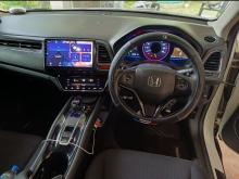https://riyasewana.com/uploads/honda-vezel-2021571117223.jpg