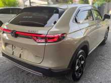 https://riyasewana.com/uploads/honda-vezel-2023-1717185412152.jpg