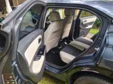 https://riyasewana.com/uploads/honda-vezel-2023-3120491212294.jpg