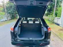 https://riyasewana.com/uploads/honda-vezel-2023-914242812884.jpg