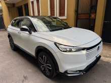 Honda Vezel Z Play Moonroof 2024 SUV
