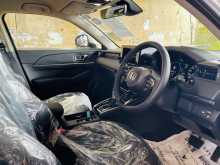 https://riyasewana.com/uploads/honda-vezel-2025-2017123212333.jpg