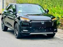 Honda Vezel Z Plus 2025 SUV