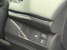 https://riyasewana.com/uploads/honda-vezel-2025-30172902856.jpg