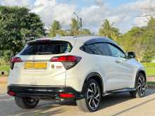 https://riyasewana.com/uploads/honda-vezel-2102308723.jpg
