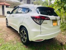 https://riyasewana.com/uploads/honda-vezel-2111093324231.jpg