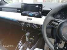 https://riyasewana.com/uploads/honda-vezel-21113657606.jpg