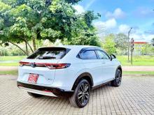 https://riyasewana.com/uploads/honda-vezel-2114055424112.jpg