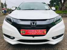 https://riyasewana.com/uploads/honda-vezel-21160423272.jpg