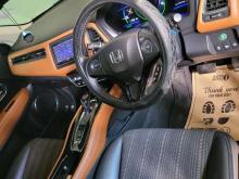 https://riyasewana.com/uploads/honda-vezel-21308516384.jpg