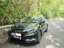 https://riyasewana.com/uploads/honda-vezel-21654594752.jpg