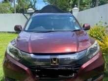 https://riyasewana.com/uploads/honda-vezel-217464922142.jpg