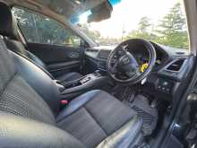 https://riyasewana.com/uploads/honda-vezel-2184819835.jpg