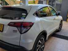 https://riyasewana.com/uploads/honda-vezel-221059474582.jpg