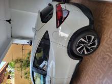 https://riyasewana.com/uploads/honda-vezel-221101586534.jpg