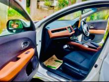 https://riyasewana.com/uploads/honda-vezel-2212570517225.jpg