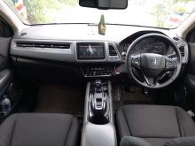 https://riyasewana.com/uploads/honda-vezel-221652416026.jpg