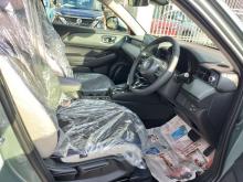 https://riyasewana.com/uploads/honda-vezel-221728306854.jpg