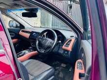 https://riyasewana.com/uploads/honda-vezel-229384522183.jpg