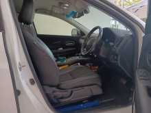 https://riyasewana.com/uploads/honda-vezel-23123739445.jpg