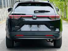 https://riyasewana.com/uploads/honda-vezel-23164149404.jpg
