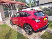 https://riyasewana.com/uploads/honda-vezel-2353409573.jpg