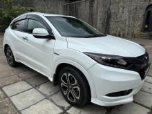 https://riyasewana.com/uploads/honda-vezel-2411372710262.jpg