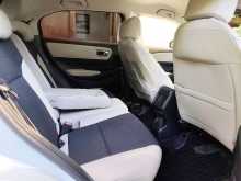 https://riyasewana.com/uploads/honda-vezel-24902474483.jpg