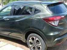 https://riyasewana.com/uploads/honda-vezel-249385410602.jpg