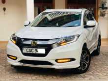 https://riyasewana.com/uploads/honda-vezel-251015174283.jpg