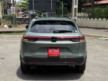 https://riyasewana.com/uploads/honda-vezel-25150515703.jpg