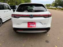 https://riyasewana.com/uploads/honda-vezel-25223158266.jpg