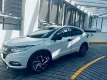 https://riyasewana.com/uploads/honda-vezel-2612360022053.jpg