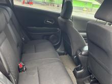 https://riyasewana.com/uploads/honda-vezel-2612555217946.jpg