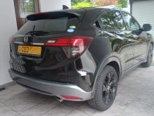 https://riyasewana.com/uploads/honda-vezel-2613465310842.jpg