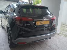 https://riyasewana.com/uploads/honda-vezel-2613465410534.jpg